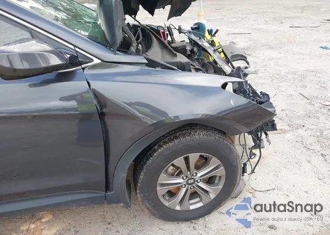 2016 Hyundai Santa Fe Sport 2.4L from USA, damaged, VIN 5XYZT3LB4GG366190